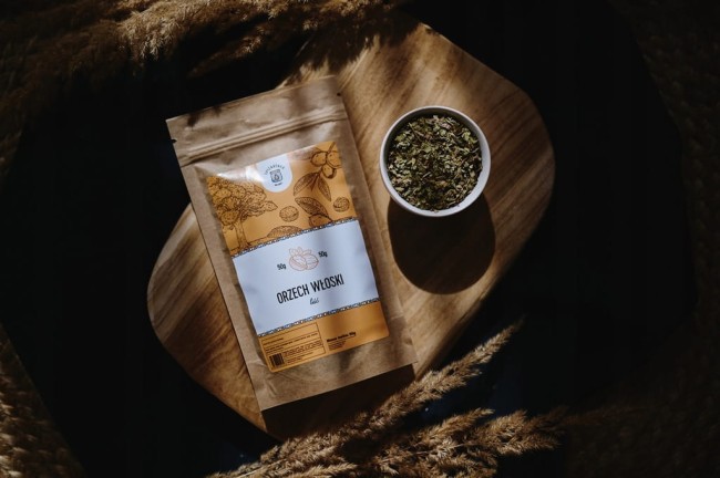 Przejdź do produktu Orzech włoski LIŚĆ 50g