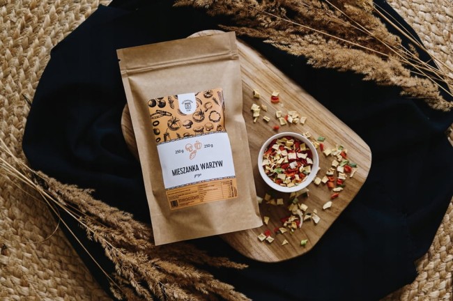 Przejdź do produktu Warzywa suszone grys 250g
