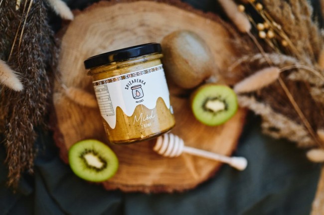 Przejdź do produktu Miód z kiwi 375g