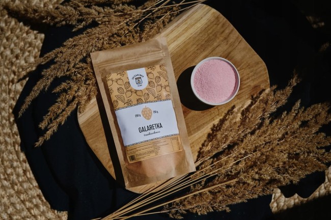 Przejdź do produktu Galaretka truskawkowa 250g